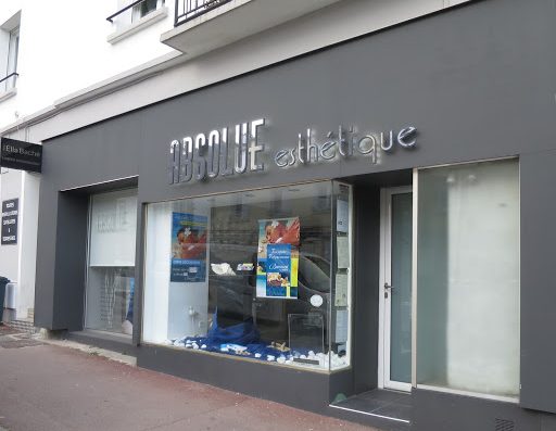 Institut de beauté pour tous vos soins du corps et du visage et utilisation de produits bio. Nous vous accueillons du lundi au samedi au salon.