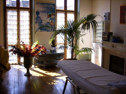 Sophrologue et praticienne en relation d'aide à Lomme et à Croix (Lille). Vous avez des difficultés et souhaitez AGIR : je vous accompagne