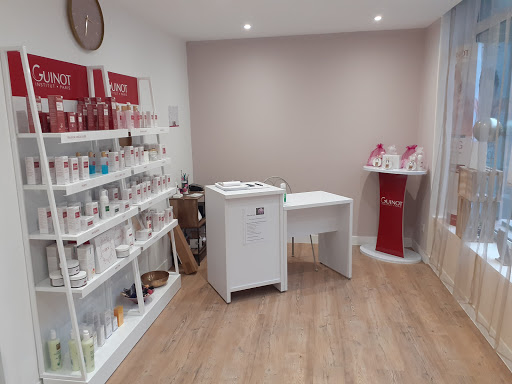 Beauté du sens est un institut de beauté vous proposant divers soins de corps et visage à Châteauneuf-en-Thymerais en Eure-et-Loir (28).
