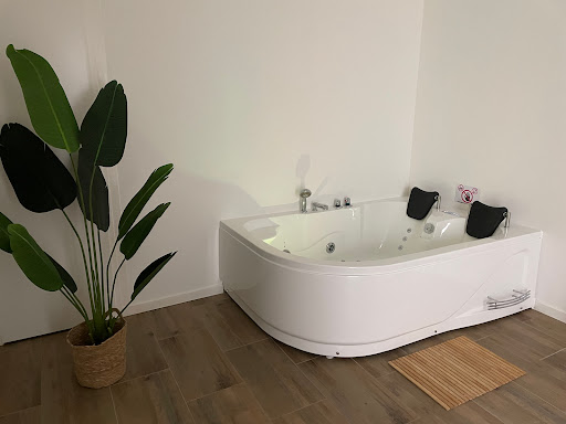 découvrez l'excellence des soins Sothys de notre institut de beauté situé aux portes de tours à Saint Cyr sur Loire