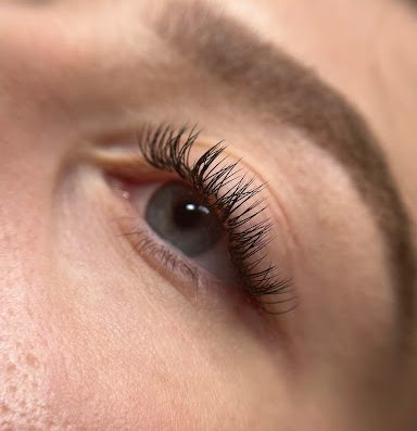 Booksy - prenez rendez-vous en ligne. Trouvez et réservez des soins de beauté tels que coiffure
