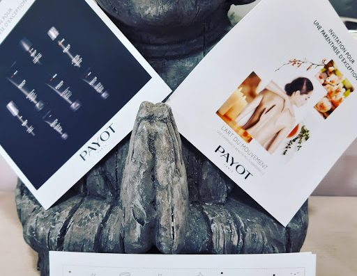 Vous aussi avez besoin d'être chouchouté entre les mains expertes d'une esthéticienne. Rendez-vous à L'institut Arômes et Détente à Montélimar.