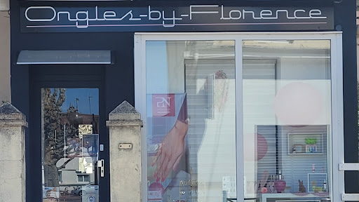 Florence sera ravie de vous accueillir dans son Atelier des Ongles à Veauche