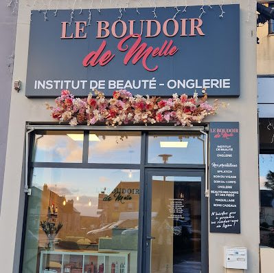 Entrer dans un institut de Beauté près de Rennes
