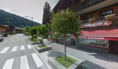 Bienvenue chez Zen Art' où nous vous accueillons toute l'année dans notre institut à Thonon. Pose d'ongles gel