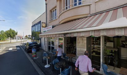 Dalila Extensions de Cils vous accueille dans un espace chaleureux et vous propose différentes prestations pour mettre en valeur votre beauté dans le Puy-de-Dôme.